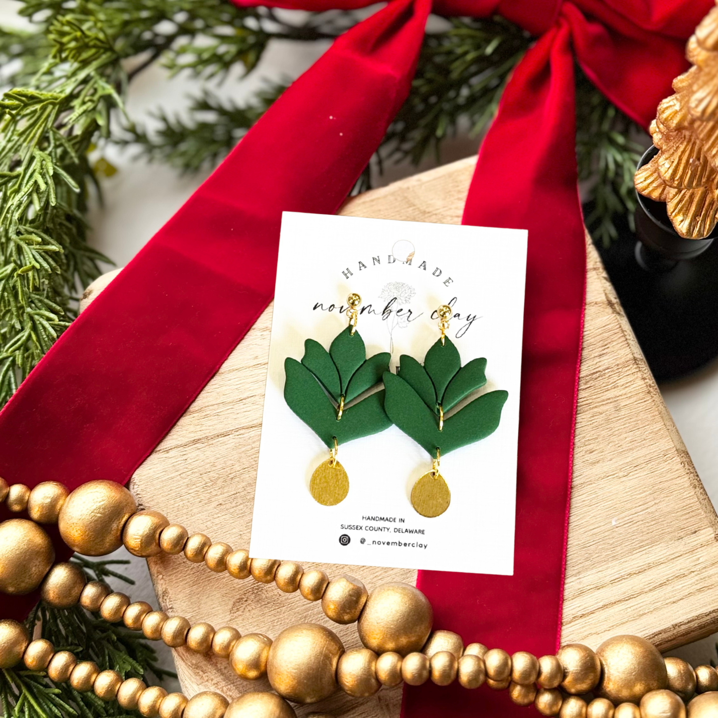 Green Tulip Shape w/Gold Teardrop Dangle