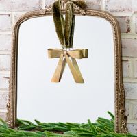 5.5" Metal Bow Hanger