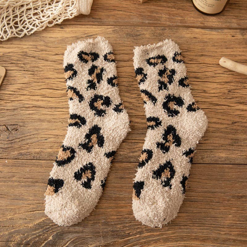 Cozy Fluffy Plush Leopard Socks: M