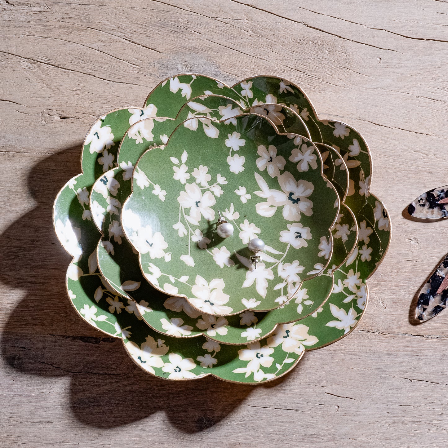 Green Floral Round Tray