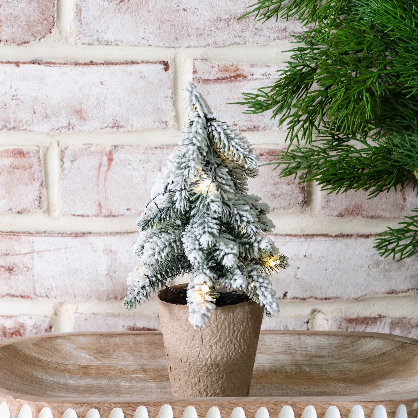9" Tree with Lights & Snow