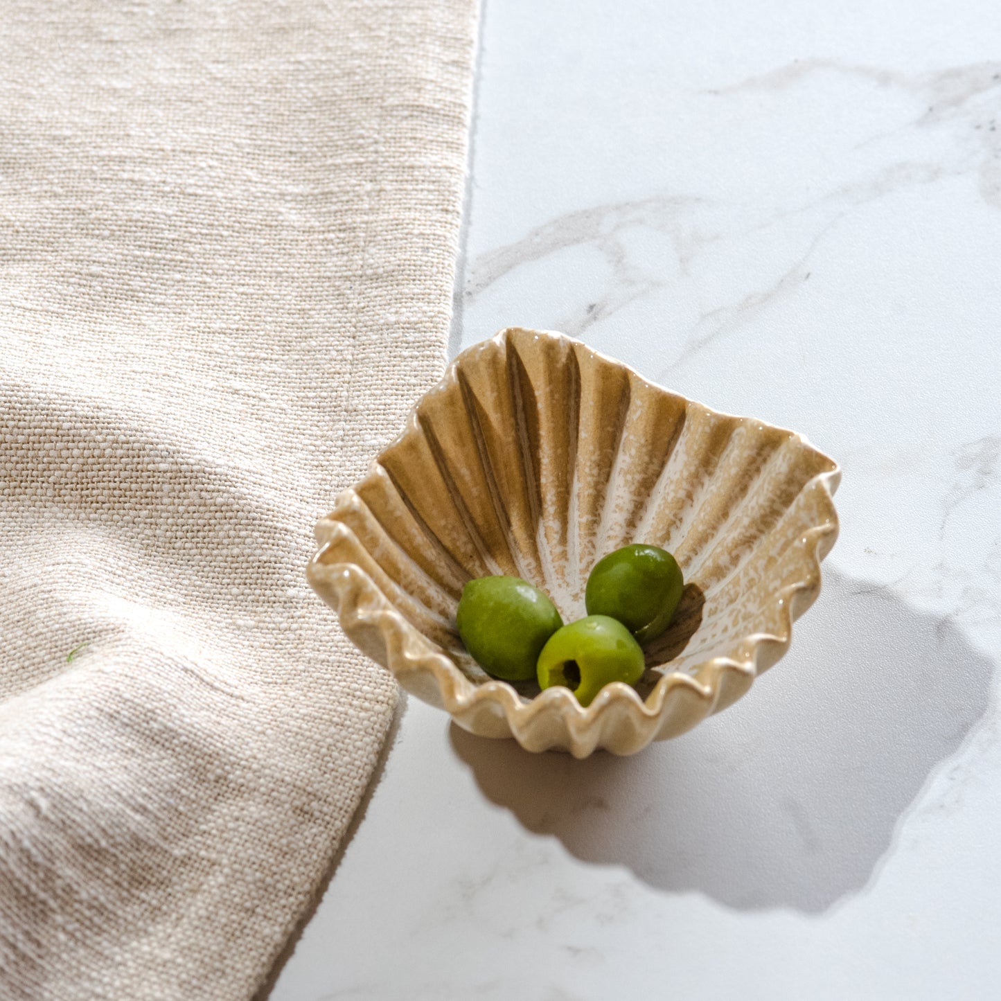 3.8" Reactive Beige Ruffle Dish