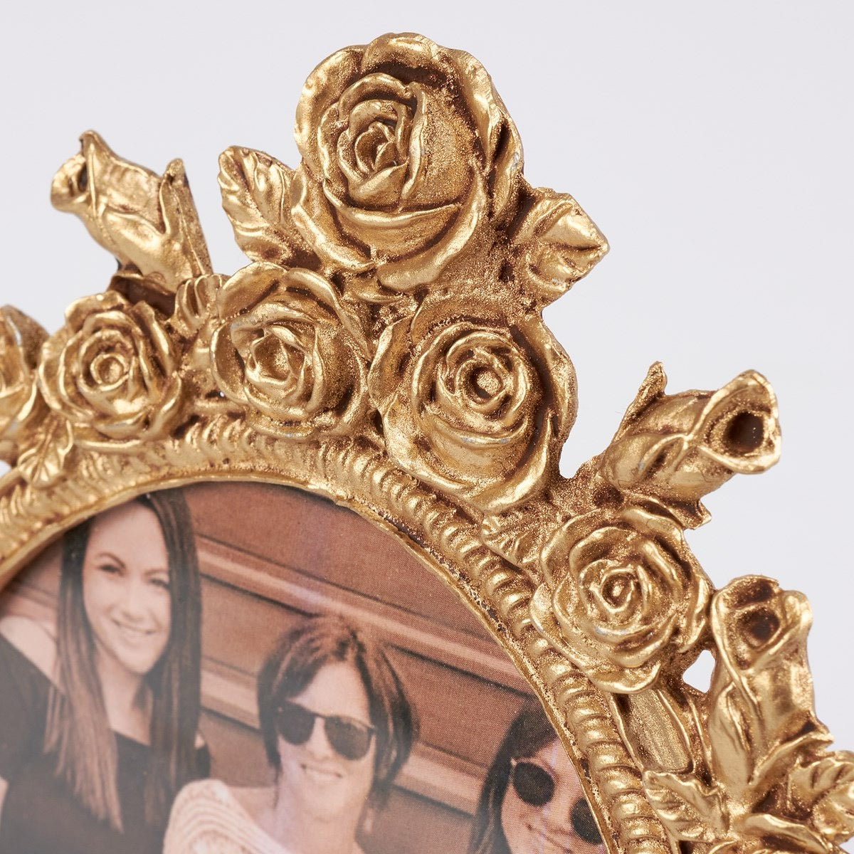 Oval Filagree Photo Frame