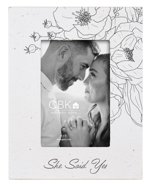 Engagement 4x6 Frame