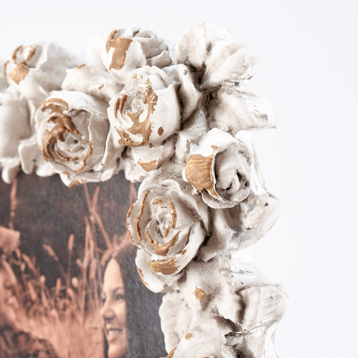 White Roses Photo Frame