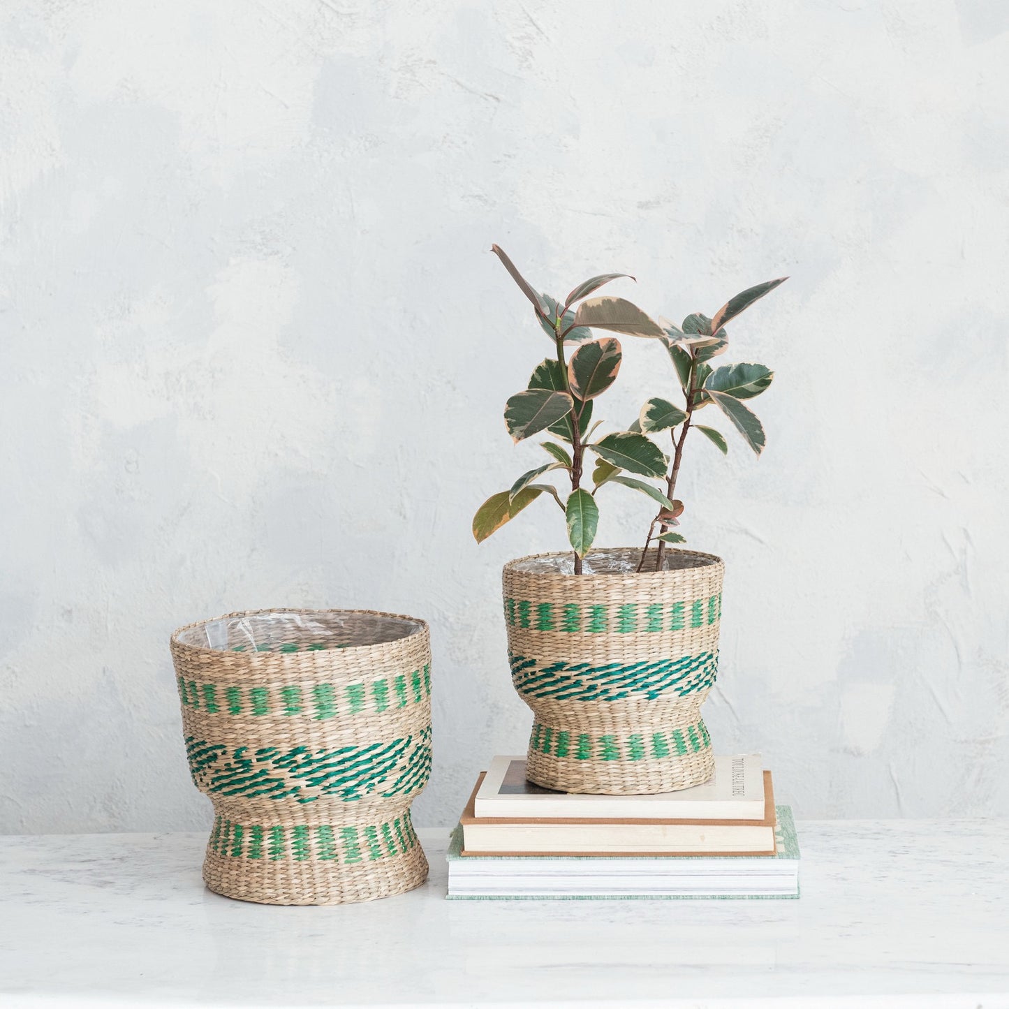 Seagrass Basket w/ Plastic Lining