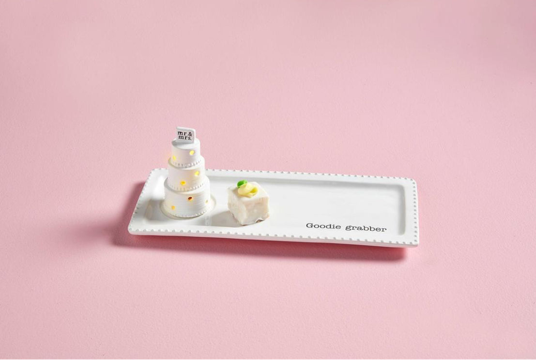 Wedding Cake Light-Up Sitter