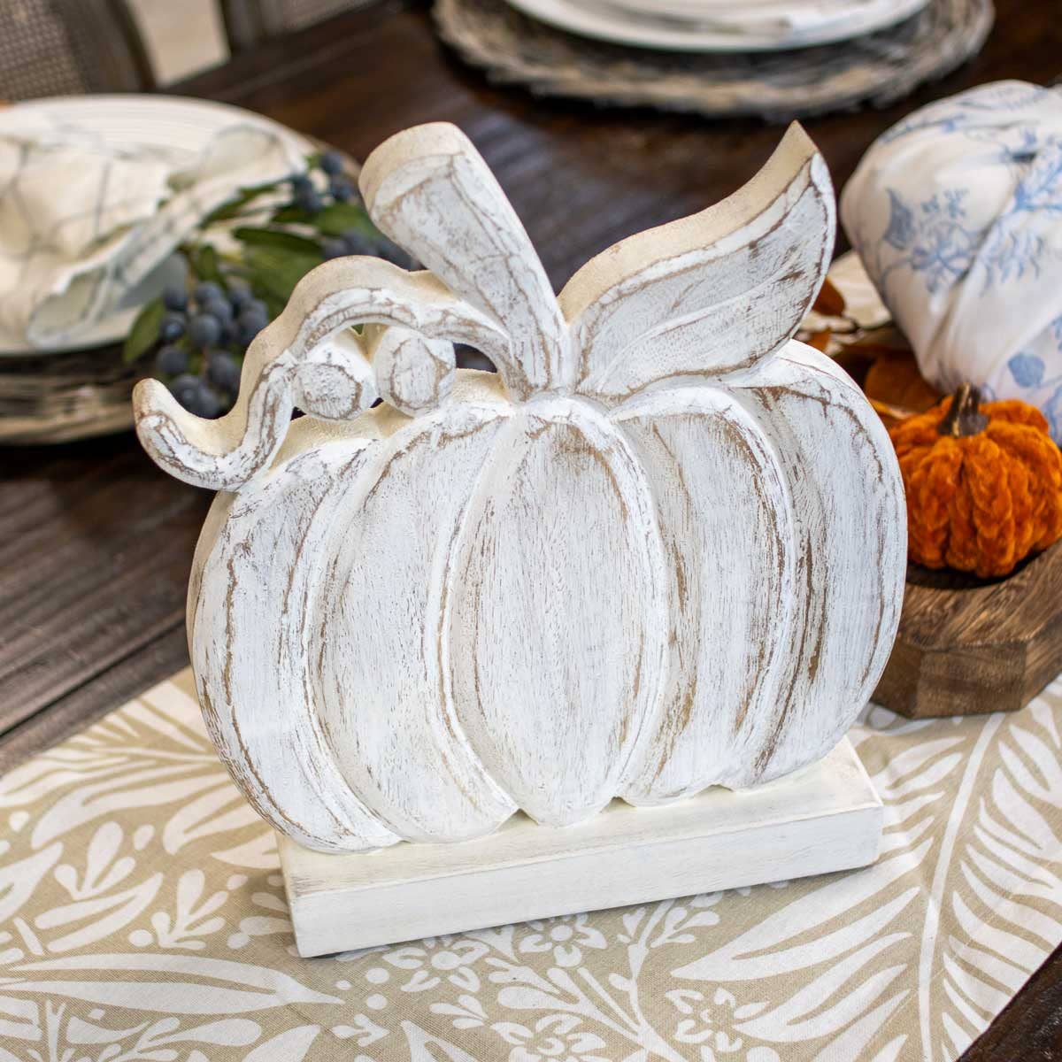 Portland Pumpkin Antique White 9.5x11x2