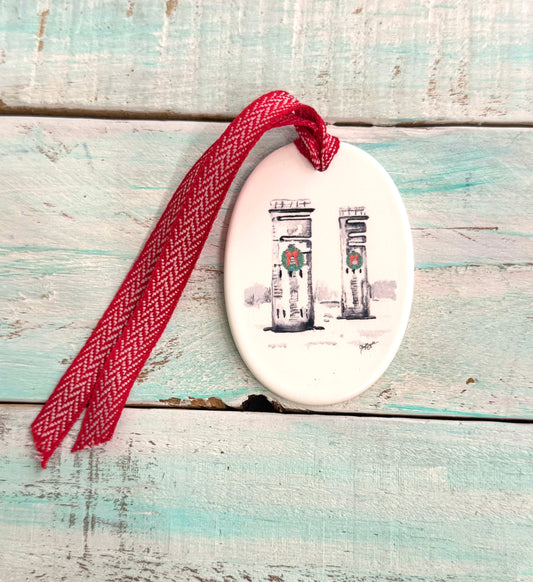 Wreath Towers Oval Ornament
