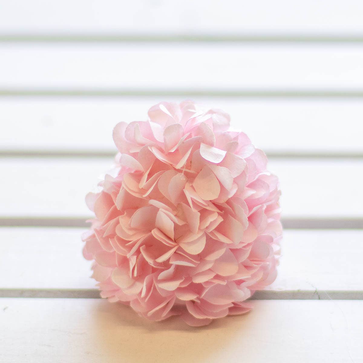 Hydrangea Egg   Pink   3.2"