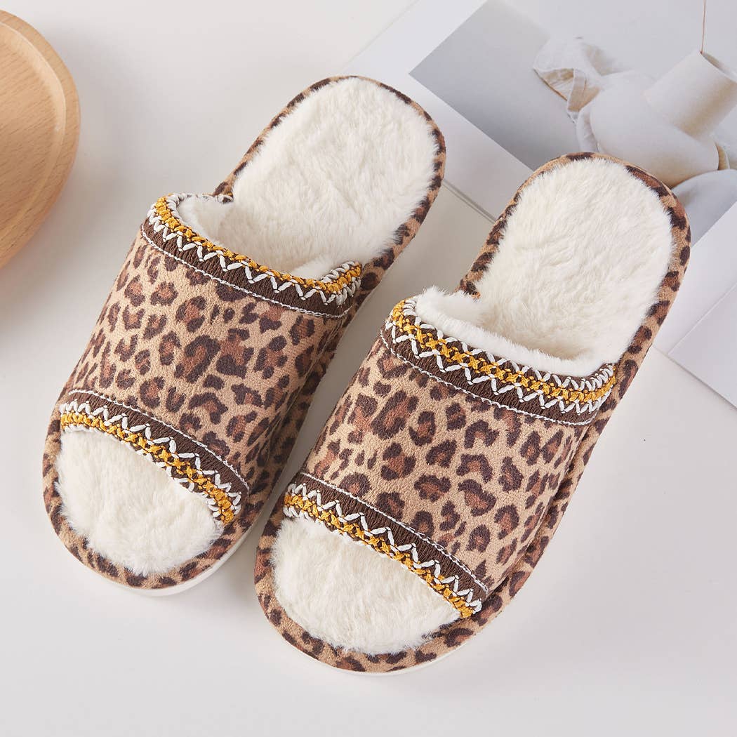 Leopard Cozy Leopard Fleece-Lined Indoor Slippers