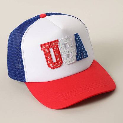 USA Floral Letter Patch Trucker Baseball Cap: WHITE/RED/BLUE