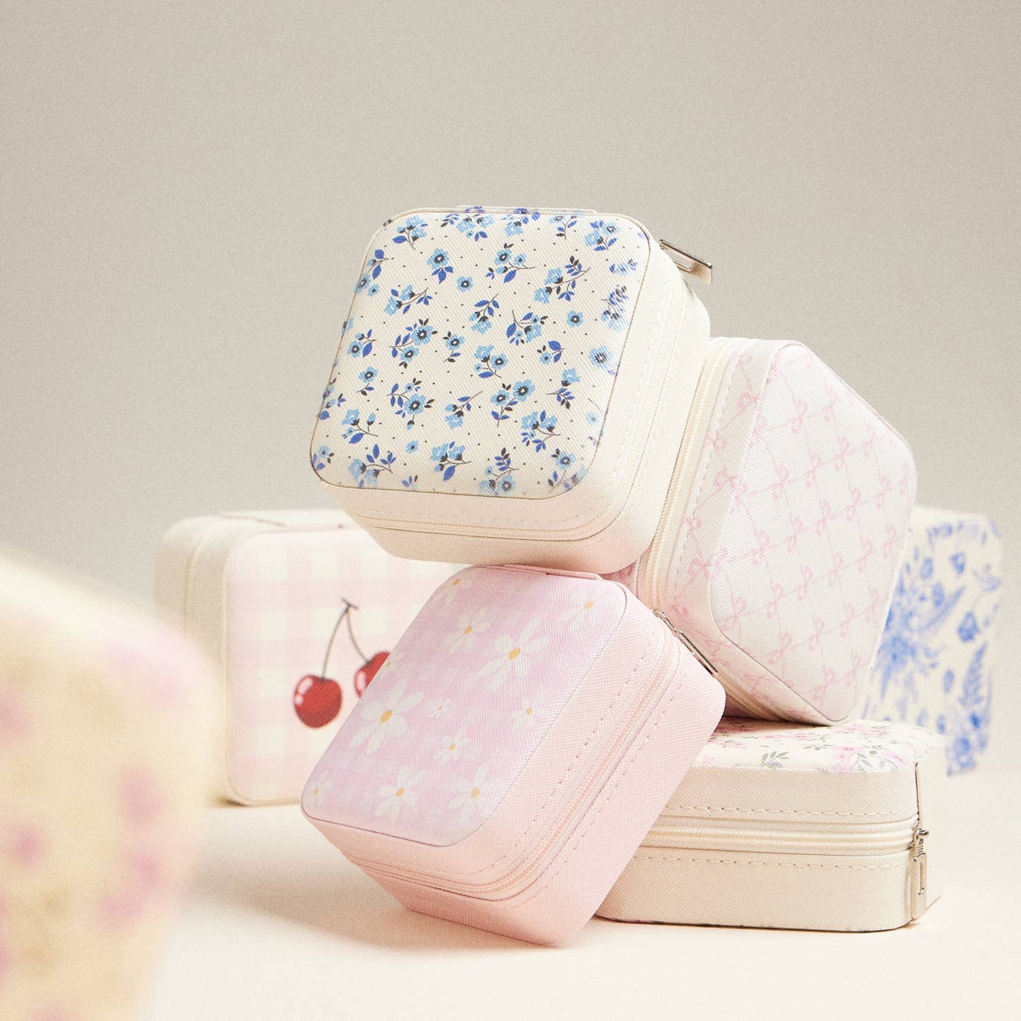 Ivory Bow Monogram Print Jewelry Box -Travel Size