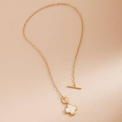 Clover Shell Effect Paper Charm Short Necklace