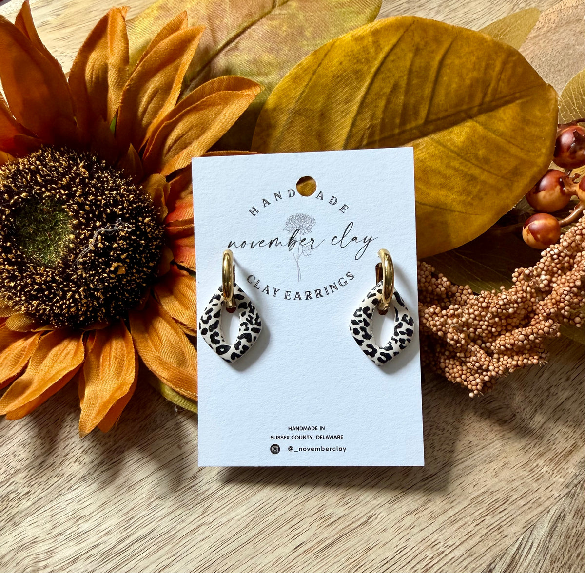 Cheetah Charm w/Gold Round Huggie Hoop