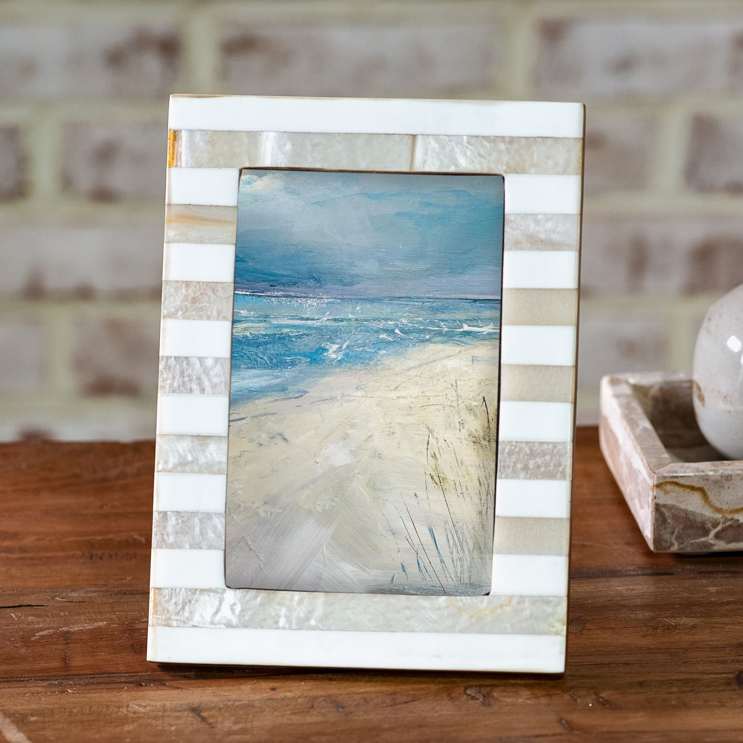 4x6 Beige Stripe Resin Frame