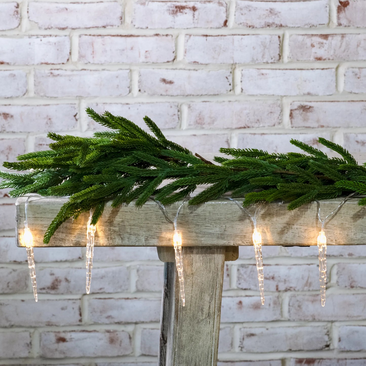 White LED Icicle String Lights