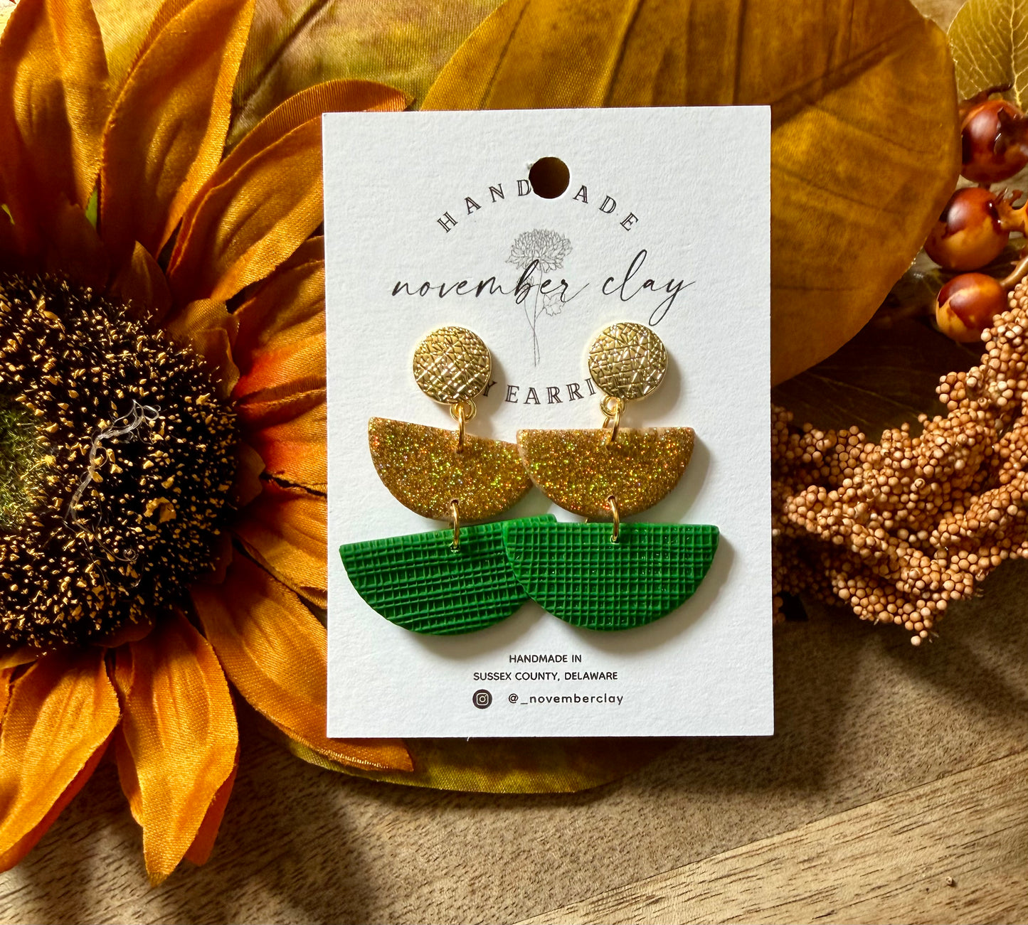 Gold Glitter & Textured Green Half Circles w/Textured Gold Circle Post