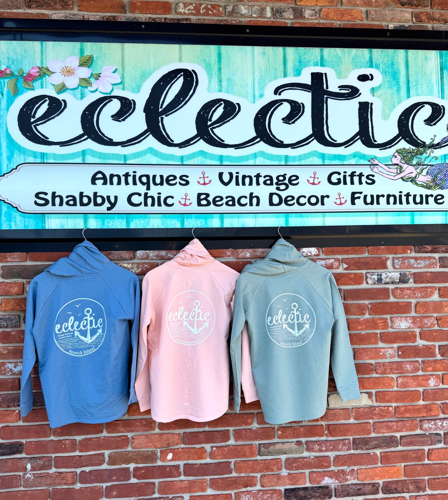 Ladies eclectic French Terry Hoodie with Scallop Bottom