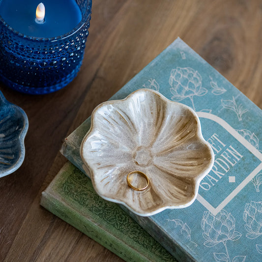 Beige Floral Pattern Dish