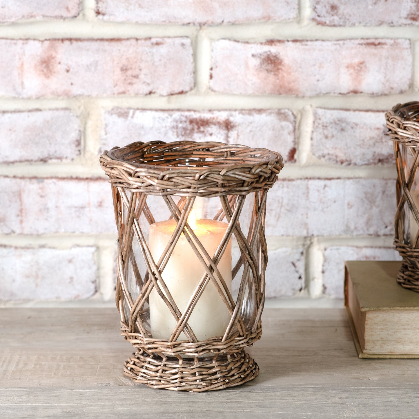 7.5 Willow Wrapped Jar