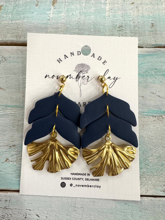 Navy w/Gingko Leaf Charm Dangle
