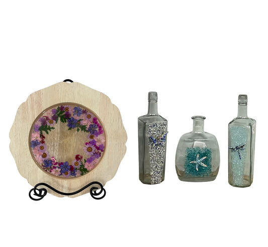 🌼🌊 "Floral Charm or Coastal Glam Resin Class"