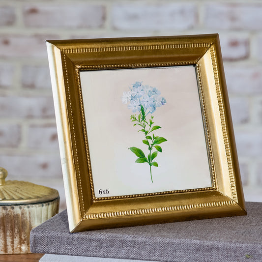 8.6" x 8.6" Brass Antiqued Photo Frame Wire Stand