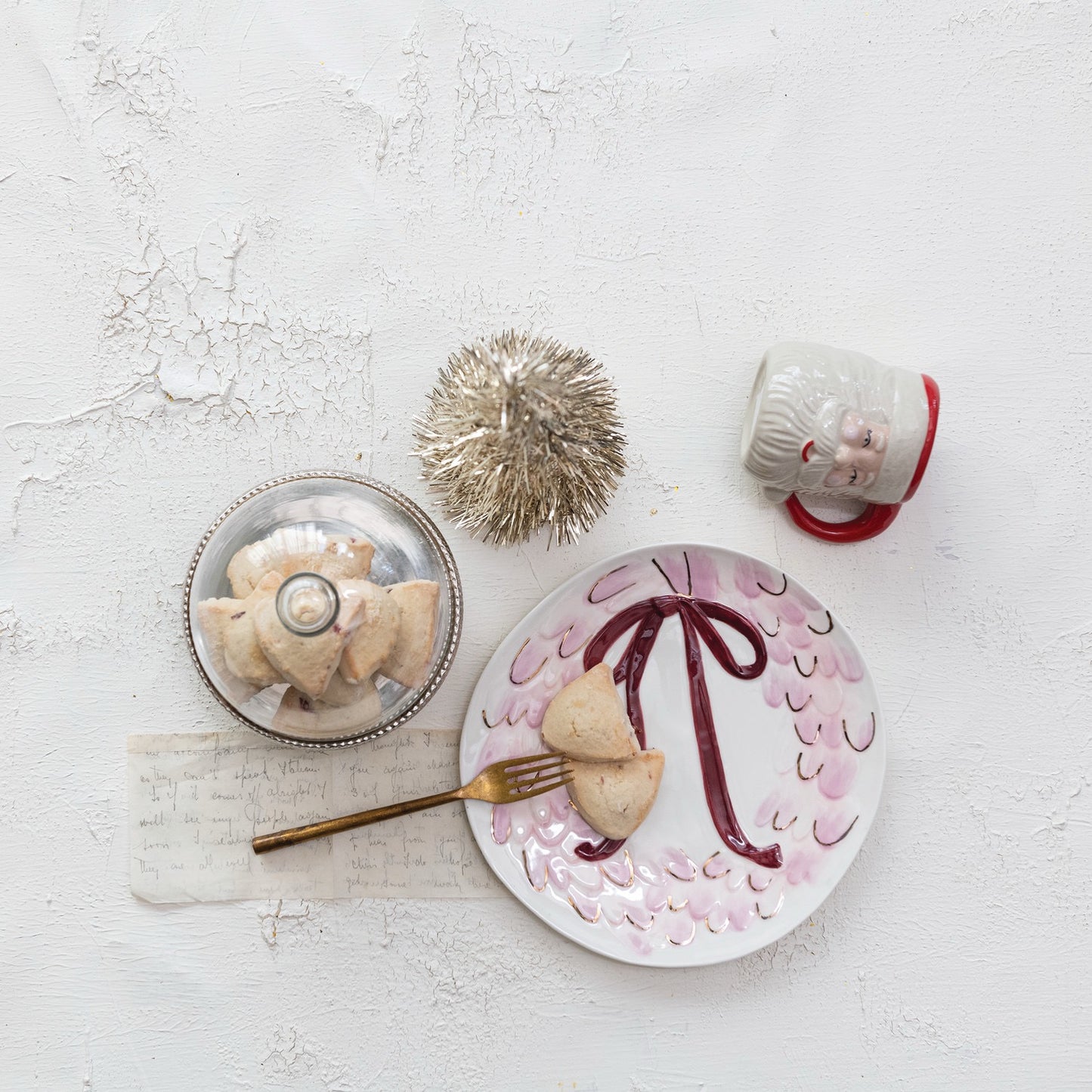 Stoneware Serving Platter with Wreath, Bow & Gold Electroplating ©