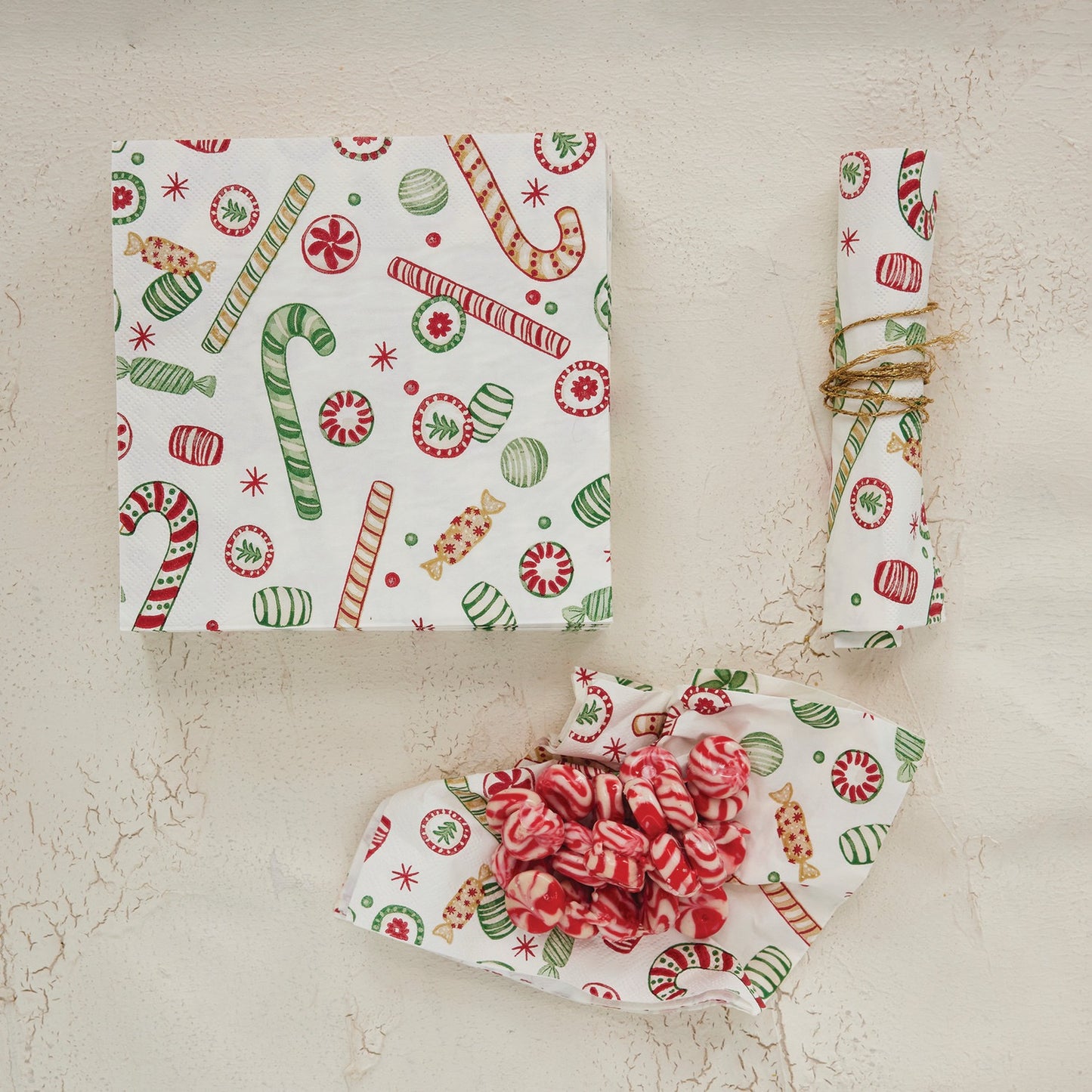 Paper Napkins with Holiday Pattern (Contains 50 Folded Pieces) ©