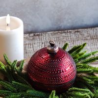 4.3"D Red Dots Orn Jar
