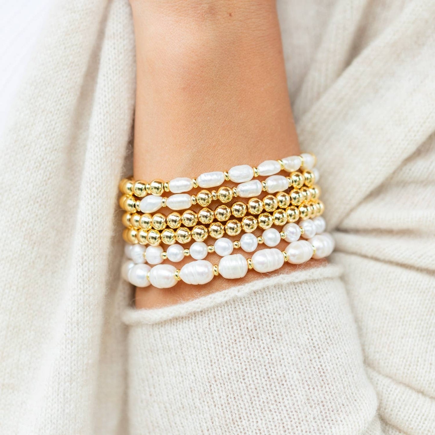 Pearls Please! Pearl and Bead Stretch Bracelet