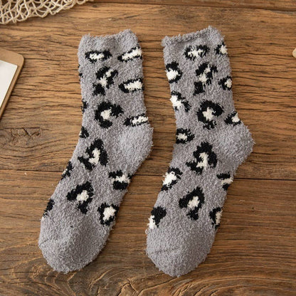 Cozy Fluffy Plush Leopard Socks: M