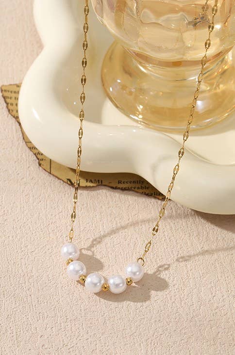 Titanium Steel Non-Tarnish Classic Pearl Necklace
