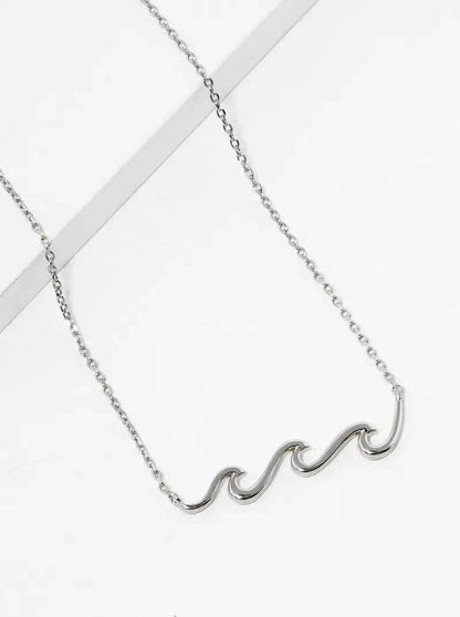 18K Gold Dipped Wave Pendant Necklace: Rhodium