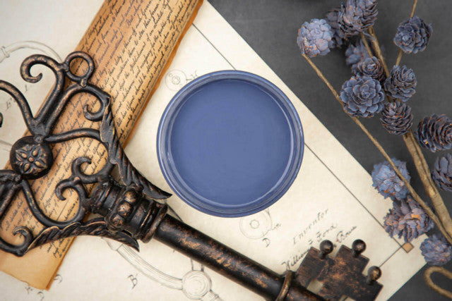 Yankee Blue Chalk Mineral Paint by Dixie Belle